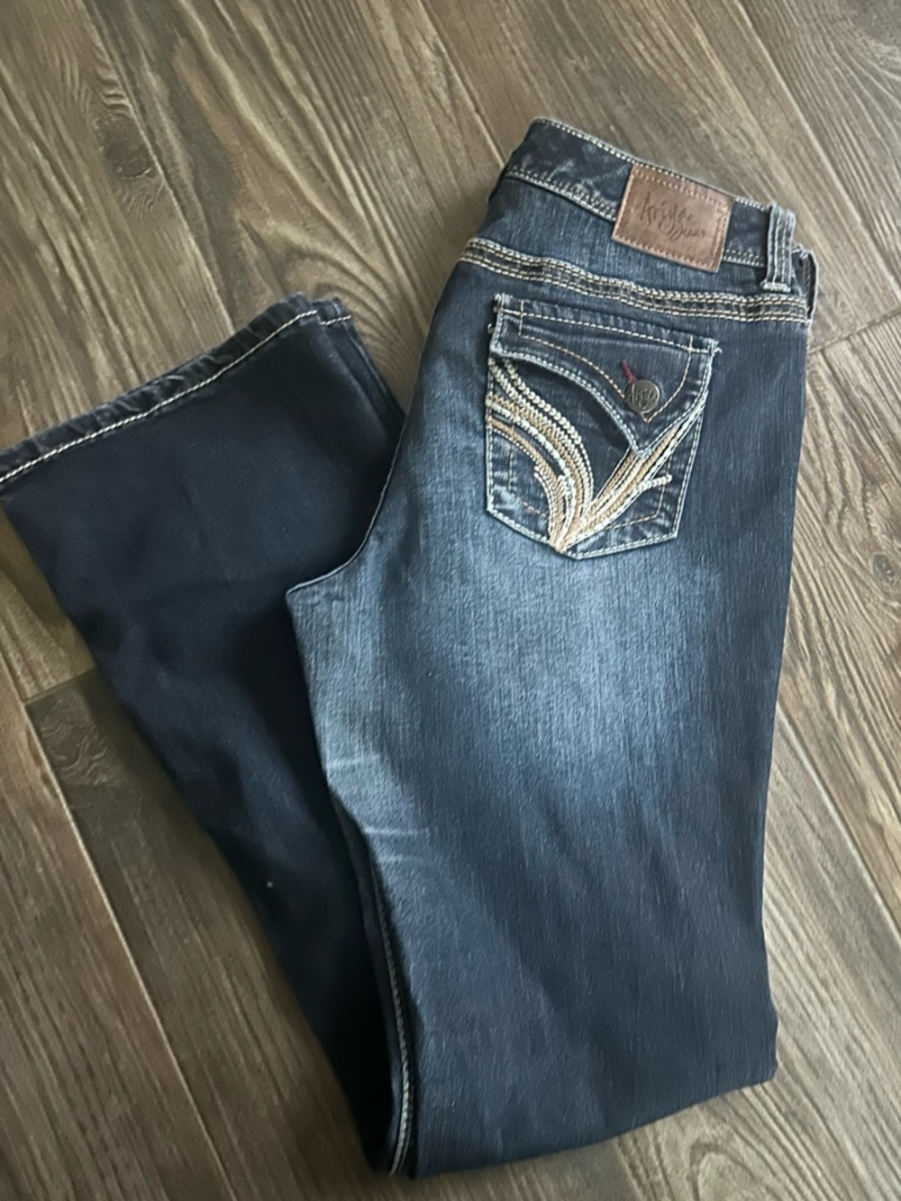 Ariya Dark Blue Boot Cut Jeans with Embroidered Pocket Y2K Western Vibes - Picture 3 of 11
